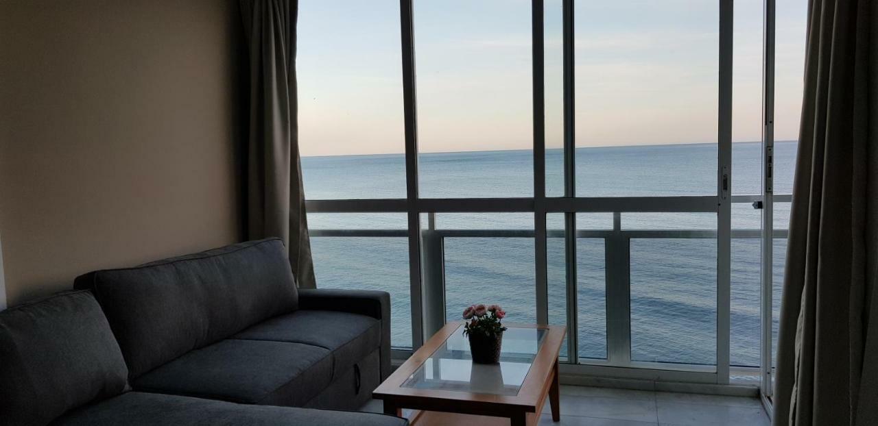 Apartamento Autentico La Perla Playa Benalmadena Exterior photo